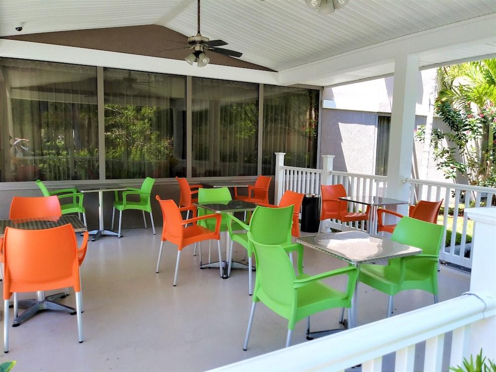 Quality Suites Fort Myers Airport I-75 Exteriör bild